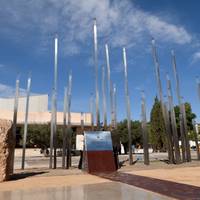 Monument a la Segregació - Plaça de la Segregació
