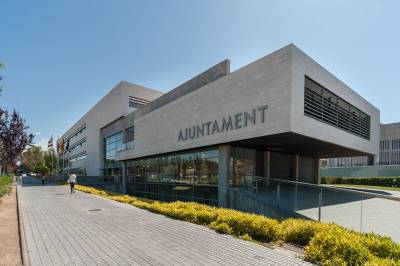 El Gobierno del Ayuntamiento de Salou acuerda un paquete de medidas fiscales y económicas para paliar los efectos del COVID-19 en el tejido empresarial y en el conjunto de la ciudadanía